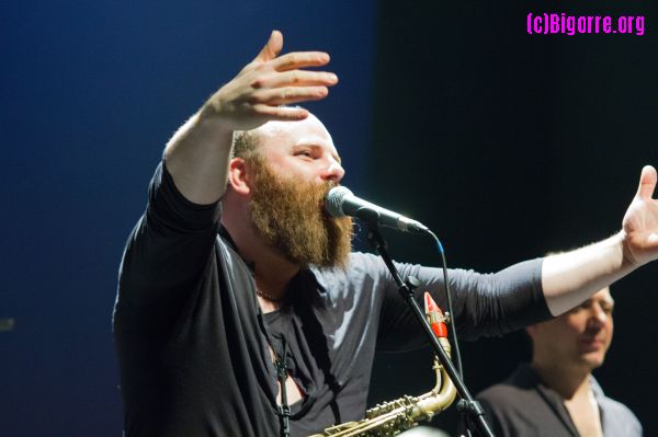 bigorre_org's tweet card. Thomas de Pourquery revisite le free jazz de Sun Ra : C’est un concert très compact que Thomas…