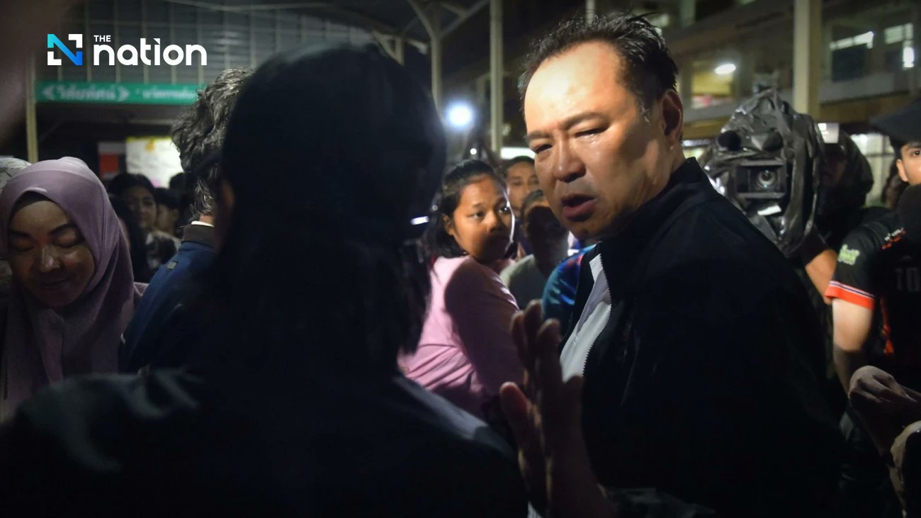 AboutRWAs's tweet card. Prime Minister Anutin Charnvirakul apologises for not protecting citizens during the Hat Yai floods and outlines plans for financial aid, loans, and recovery measures for affected residents.