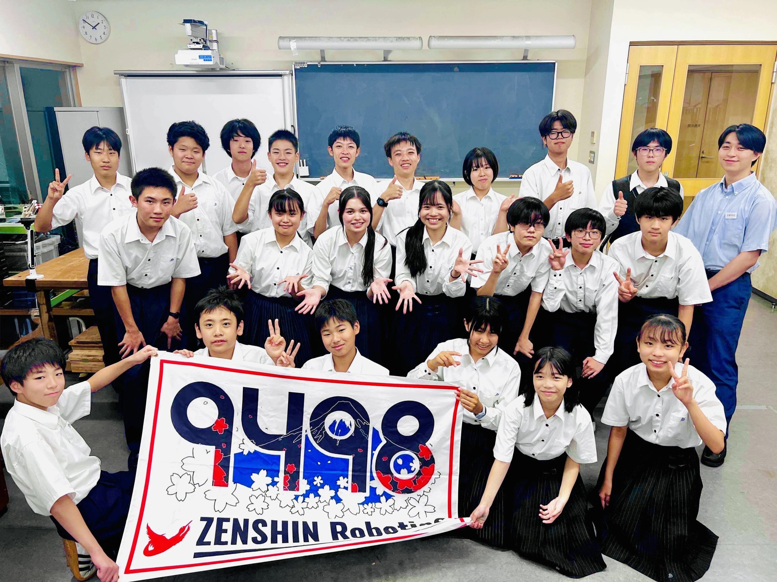 EMIDASmag_WEB's tweet card. 　2023年に、郁文館グローバル高校の学生が立ち上げた一般社団法人ZENSHIN。彼らは学びを社会に還元する実践者として、ロボコン世界大会という大きな舞台に挑む