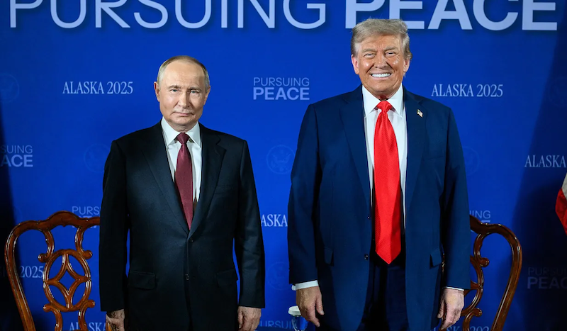 FlorianHeaven's tweet card. par Brian Berletic. Tout comme Minsk 1 et 2 ont empêché les forces armées ukrainiennes d'être submergées et toute paix réelle d'être atteinte, cette nouvelle proposition «Minsk 3.0» vise à geler une...