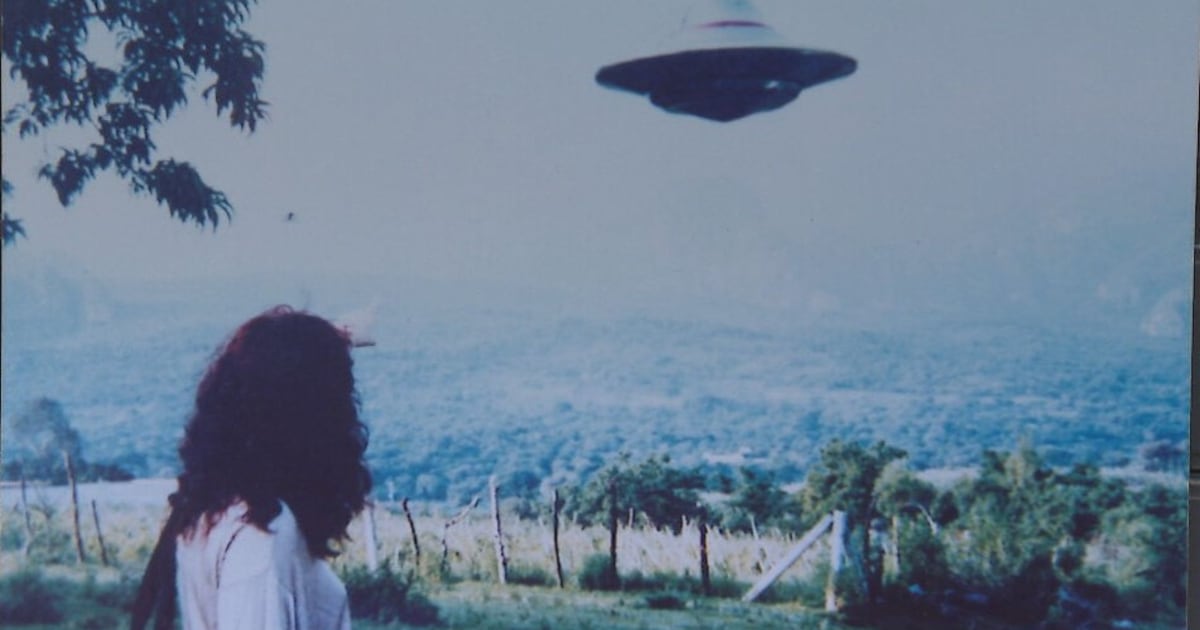 SomewhereSkies's tweet card. A Vancouver liquidator is preparing to auction off what he calls one of the most unusual collections he has ever handled: decades of research material on UFOs, alleged extraterrestrial encounters and...