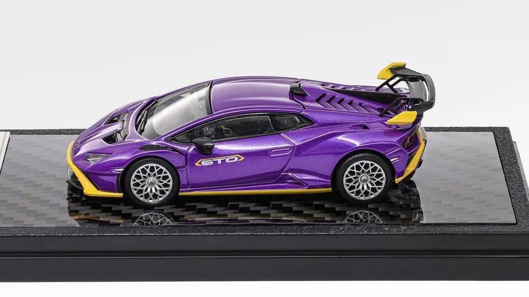 164hunters's tweet card. Après la McLaren MP4-23 de Lewis Hamilton un peu plus tôt cette semaine, LCD Models vient de présenter d’autres miniatures qui arrivent très bientôt.