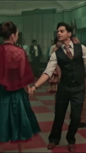 Allinonelifeis1's tweet card. ankh main marunga deewana #mainparwaana #ishaankhatter #pippa #dance...