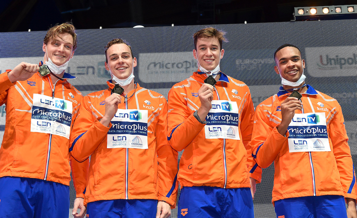 nybreakers's tweet card. The Royal Dutch Swimming Federation (KNZB) revealed its 18-strong roster for the 2022 FINA World Aquatic Championships in Budapest.