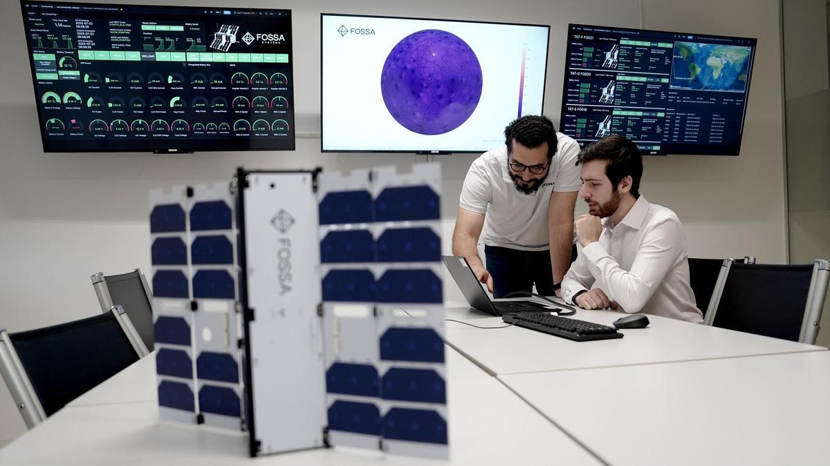 NicolasKleinEsp's tweet card. El proyecto es conocido por los expertos de Defensa e Interior y permitirá hacer inteligencia de señales del campo de batalla