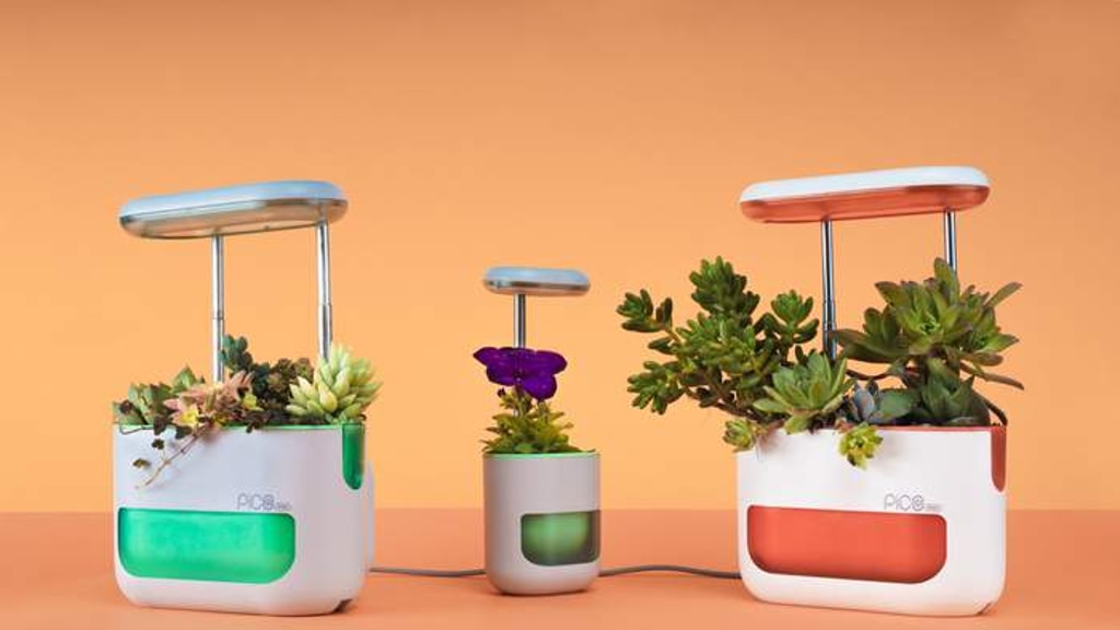 PigtownProgress's tweet card. Grow thriving plants everywhere with a click - telescopic LED lights, multiple mounts, and a self-watering system. Anyone can do it!