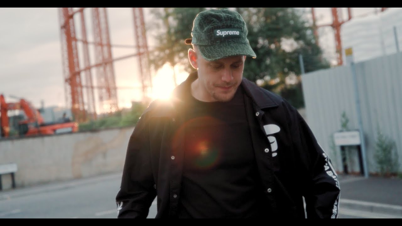 neonmusicnow's tweet card. Parallax - Underdog (Official Video)