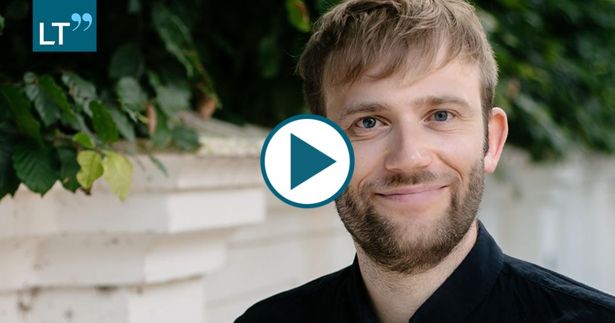 latest_thinking's tweet card. Rather than referring to laws written and developed by the state, judges in Saudi Arabia largely rely on Islamic jurisprudence and the interpretation of