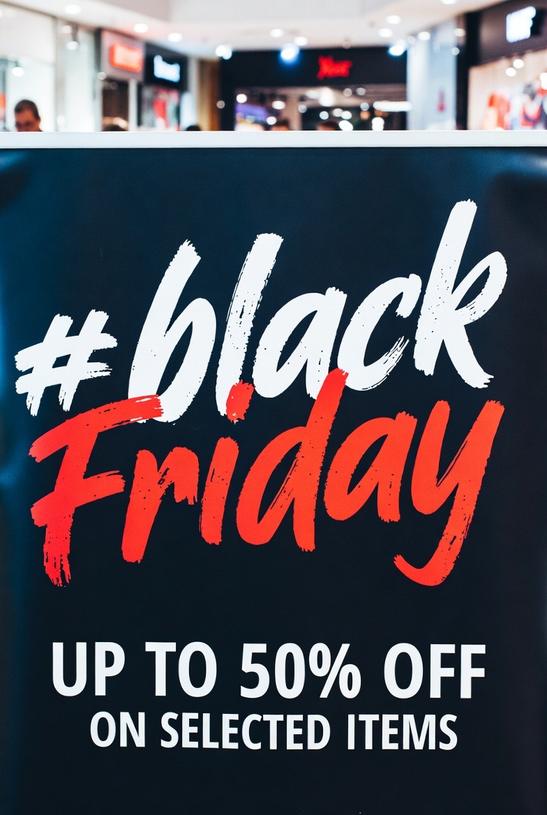 logicweb's tweet card. Discover the best tech gadgets on Black Friday 2025 at Amazon, Target, Best Buy, and more. Don’t miss out on incredible savings!