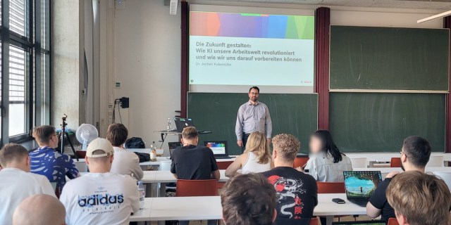 Inno_Trends's tweet card. Artikel auf LinkedIn, X/Twitter, Facebook … gerne liken / teilen! Am Dienstag, den 13. Mai 2025 war Dr. Jochen Kokemüller, Head of genAI in Tool Development, Robert Bosch GmbH  mit einem Vort…