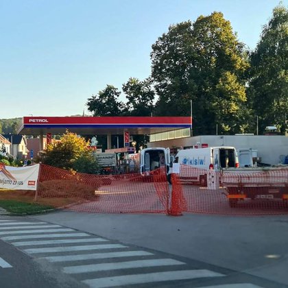 Tweet card summary image