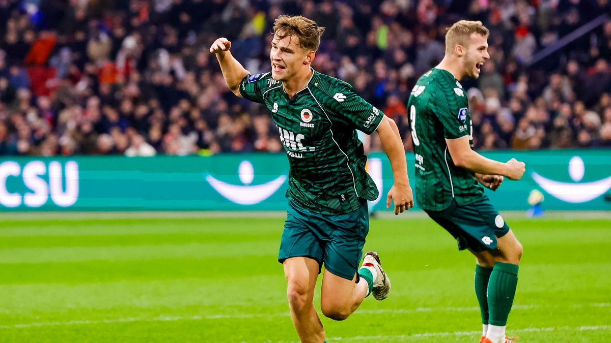 RijnmondSport's tweet card. Excelsior neemt het vanmiddag in een belangrijk duel op tegen NAC Breda. Bij een overwinning doen de mannen van trainer Den Uil goede zaken in de strijd tegen degradatie. Rijnmond is erbij!