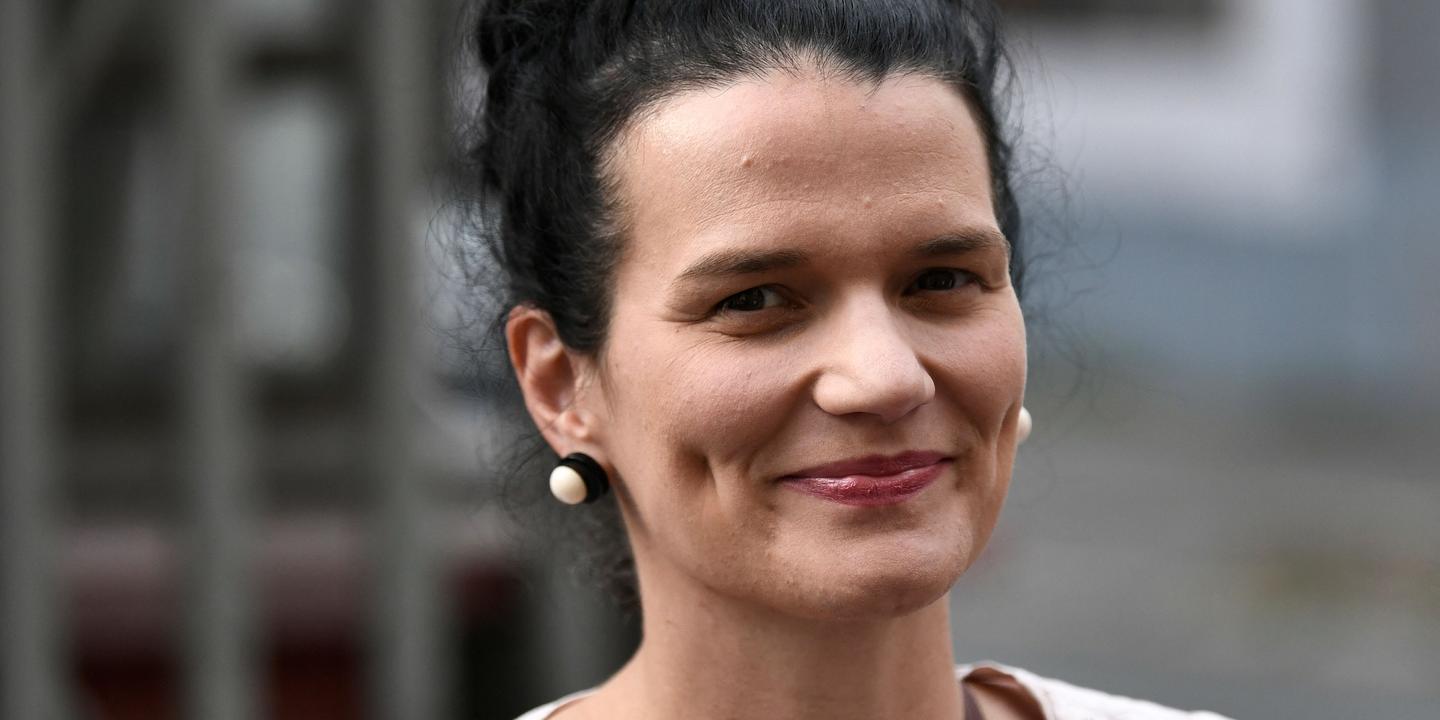 JLC1956's tweet card. NOUVEAUX DÉPUTÉS. Elue dans la 6ᵉ circonscription du Finistère, cette professeure de français de 38 ans, candidate socialiste pour la Nupes, a été une des surprises des élections législatives, en...