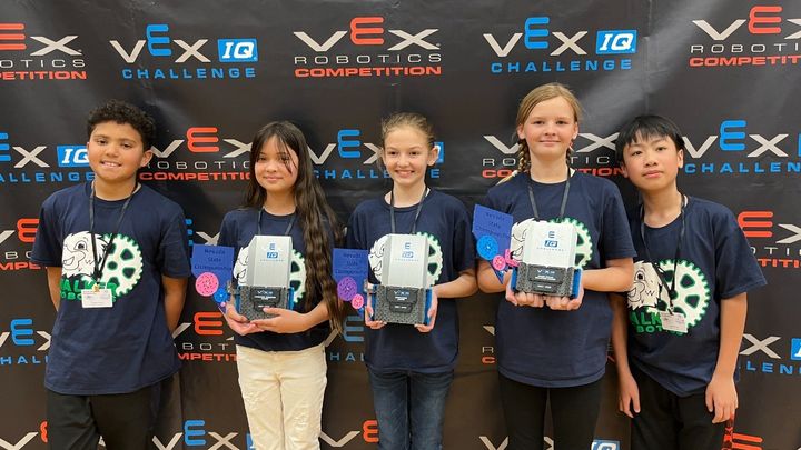 tmorgan20's tweet card. The Walker Elementary VEX IQ Robotics team took the Nevada State Championshi… Mayra Craig needs your support for Walker Robotics Team competes at VEX Worlds