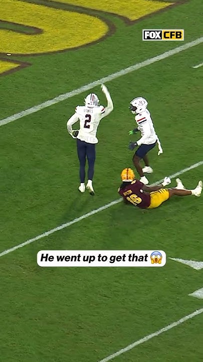 LionelVarvelJr's tweet card. Treydan Stukes climbed the ladder and came down with it 😤 #interce...