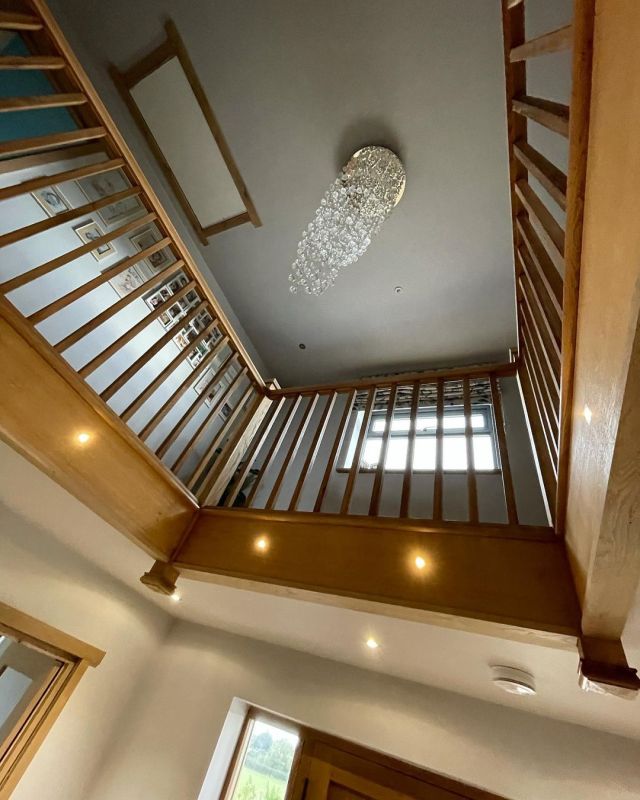 shawstairsltd's tweet card. 💬 0  🔁 0  ❤️ 0 · Another Solid Oak Staircase with Gallery we supplied and Completed with Stop Chamfer Style Posts and Spindles #oakstairsuk #oakstaircase #homeimprovementsuk #midlandstairs #stairpa…