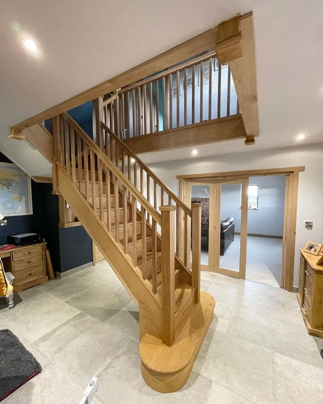 shawstairsltd's tweet card. 💬 0  🔁 0  ❤️ 0 · Another Solid Oak Staircase we supplied and Completed with Stop Chamfer Style Posts and Spindles #oakstairsuk #oakstaircase #homeimprovementsuk #midlandstairs #stairpartsuk #online…