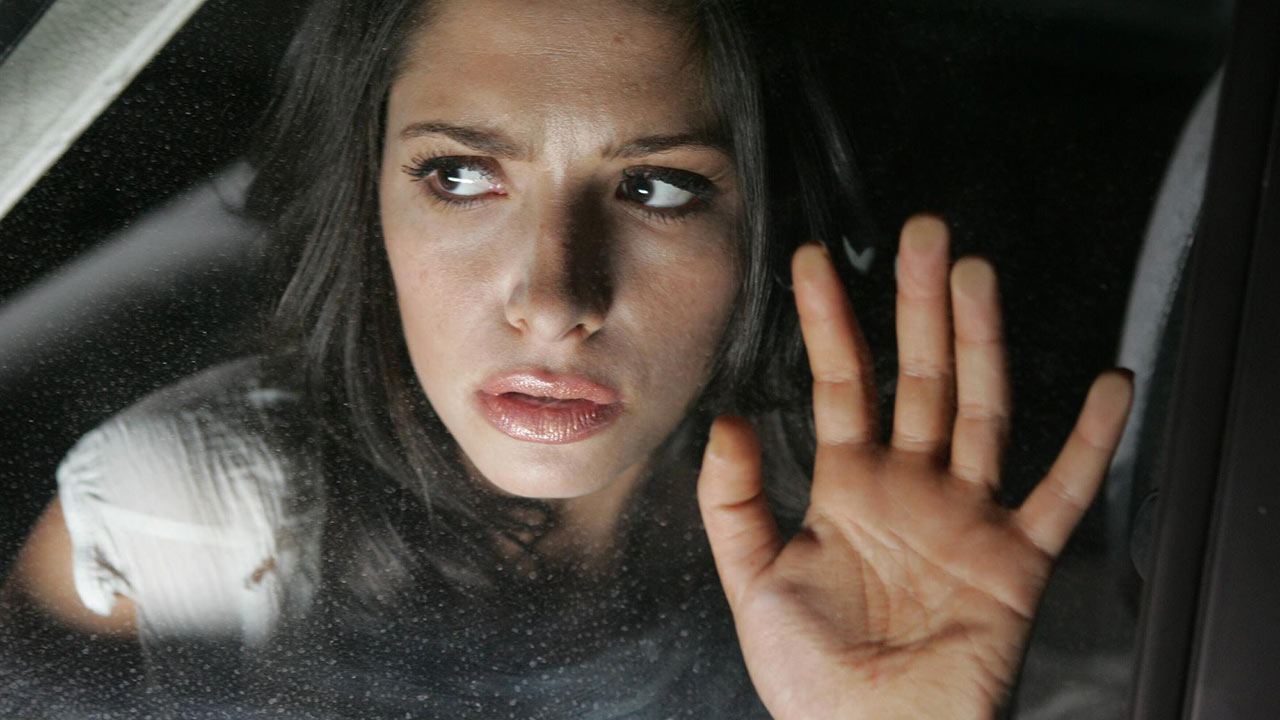 enluv3bsd's tweet card. Нас знакомят с братьями Винчестерами. Дин готовится к поступлению в колледж. Но визит его брата, рассказавшего о внезапной пропаже отца, меняет планы Дина.