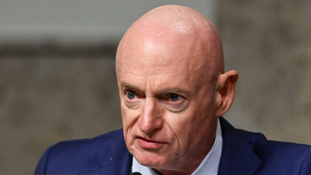 PinalDems's tweet card. Legal experts are raising lots of questions about the Pentagon’s investigation of Mark Kelly.