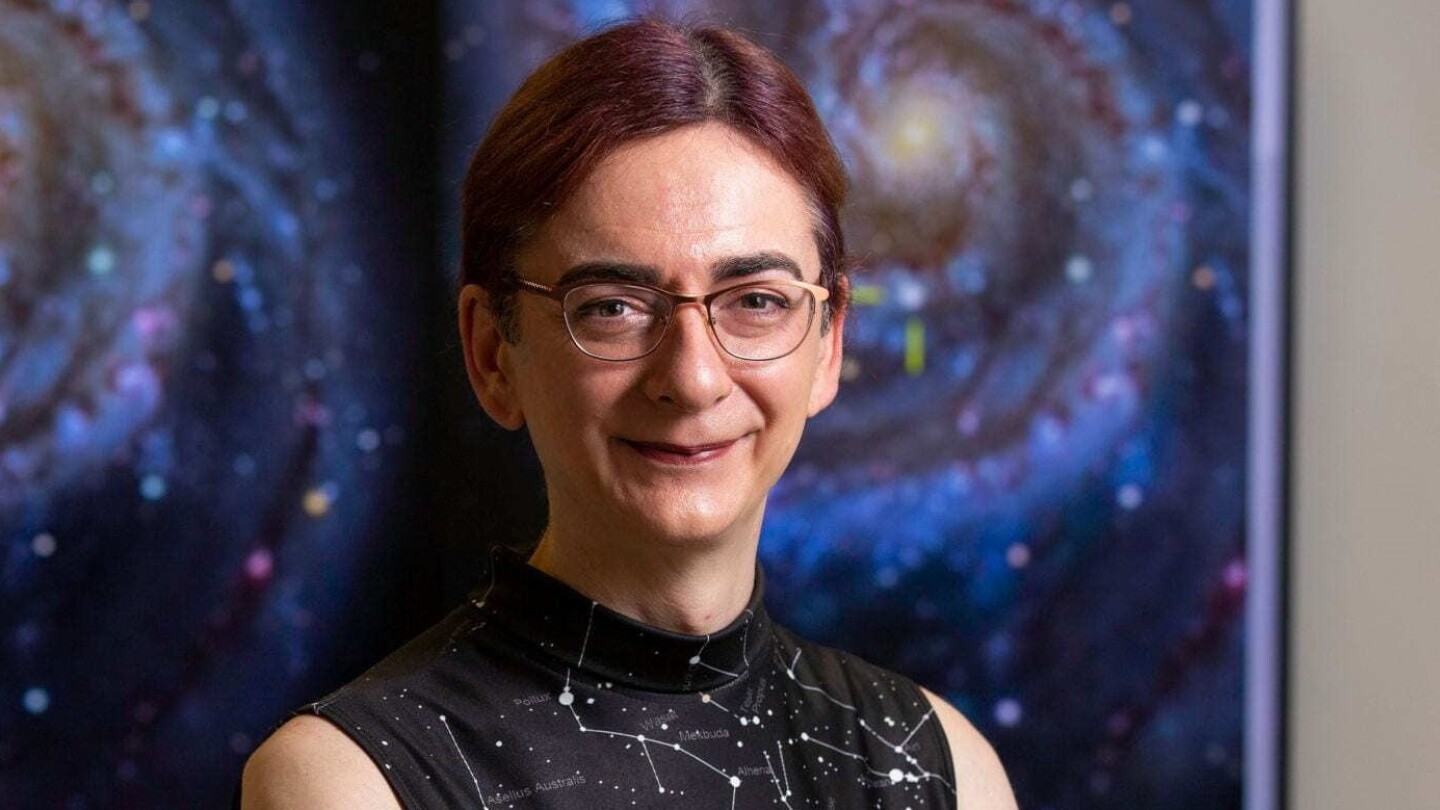 AIP_Library's tweet card. The Power of Oral Histories