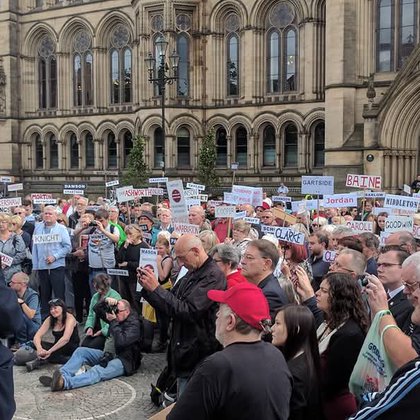 Tweet card summary image