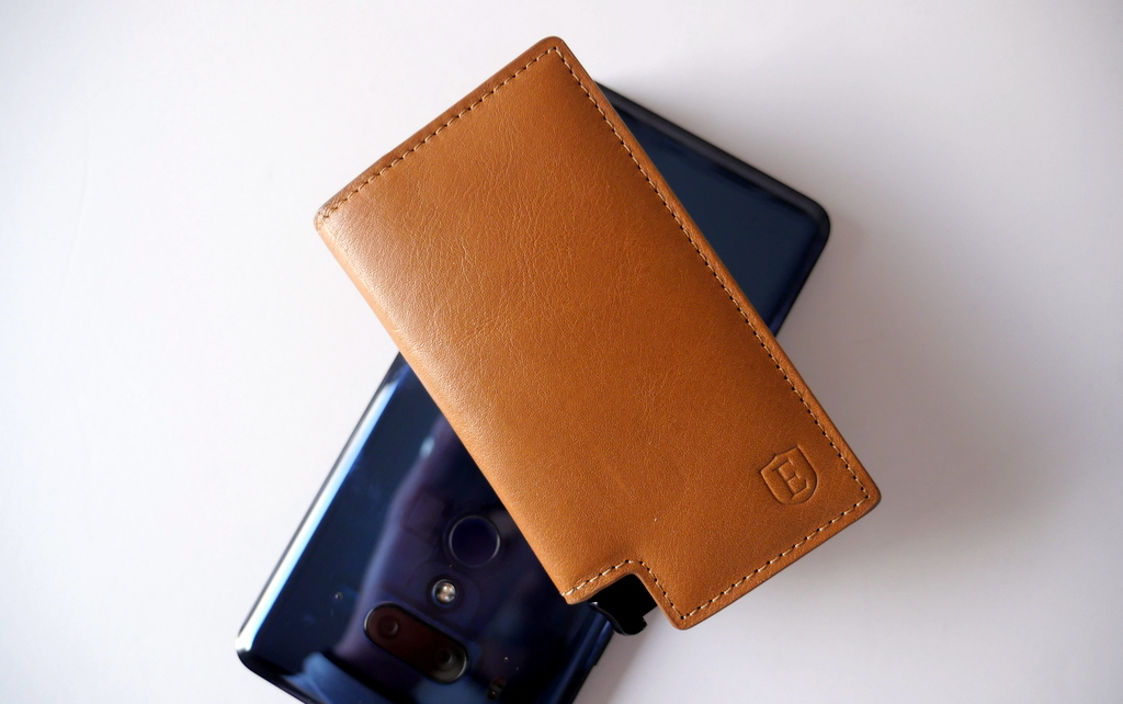 HTCSource's tweet card. While we’d all like to believe that our smartphones are the most important item in our lives, our wallets are likely just as important. HTC and other manufacturers have been striving for year…