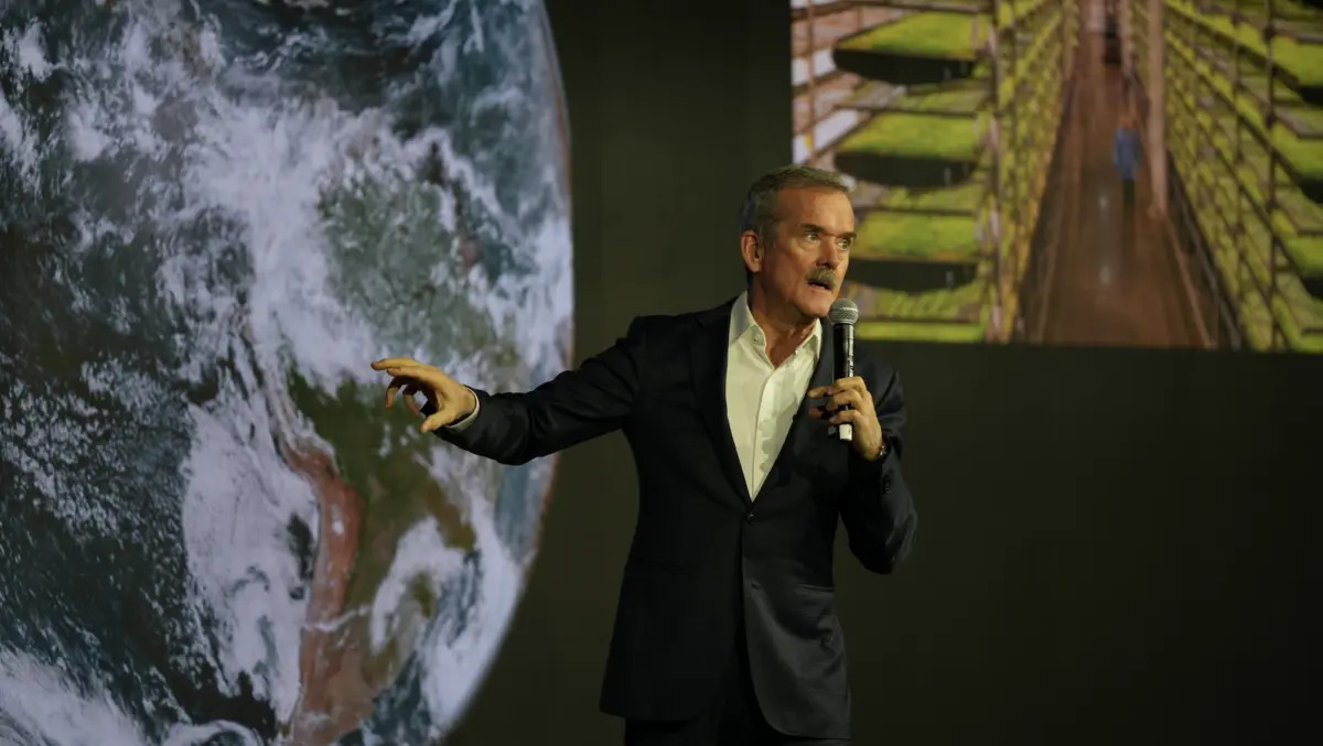 techday_ca's tweet card. The Canadian retired astronaut and former ISS commander shared his experiences and how to apply them to sustainable tech at Info-Tech LIVE in Montreal.