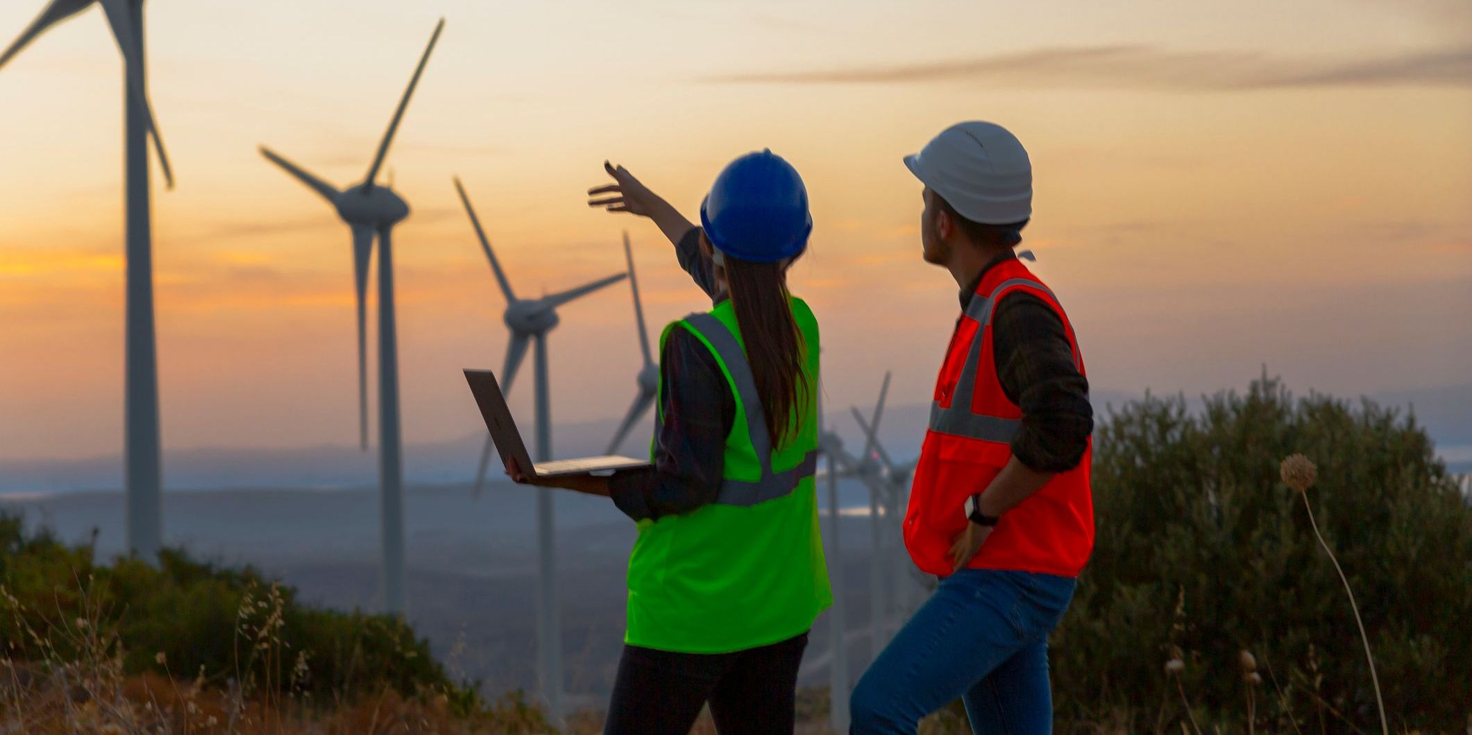 CommunityCCRC's tweet card. CCRC researchers spoke with a research project manager at NREL about the potential impacts of a new study for colleges.