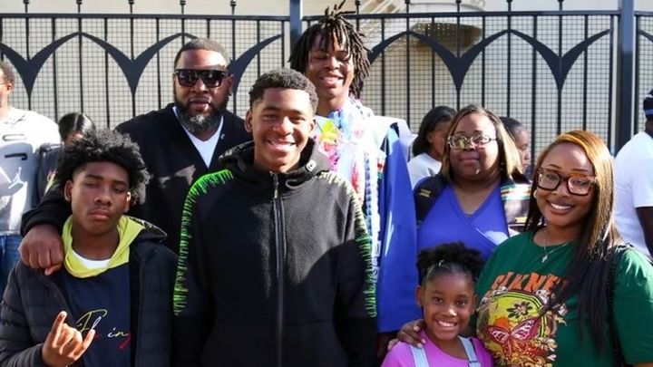 CbbReview's tweet card. Dear friends and community, Our Story Imagine losing both the kin… Money Williams needs your support for Support the Williams Family After Tragic Loss