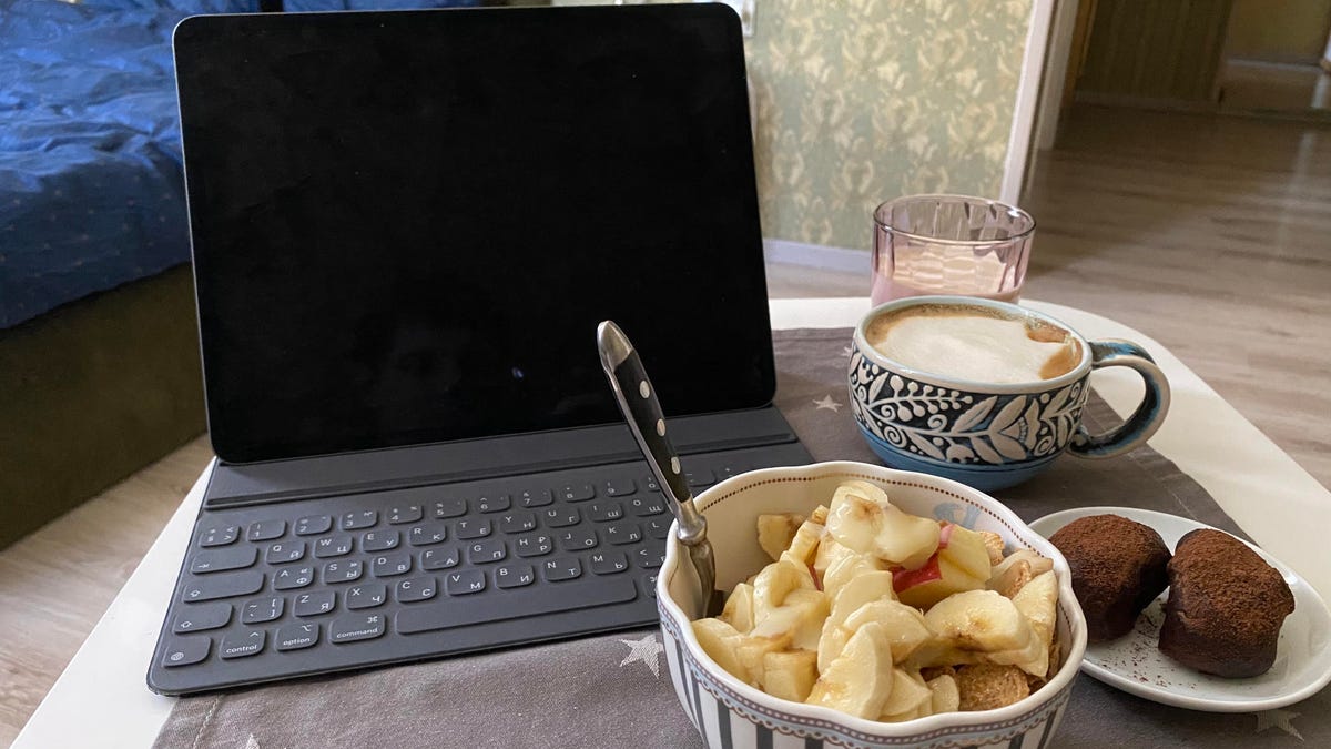 KevinB_Tech's tweet card. A report from research firm Valoir found that the abrupt move to working from home as a result of the COVID-19 pandemic has had only had a 1 percent reduction on work productivity. And more than 40...