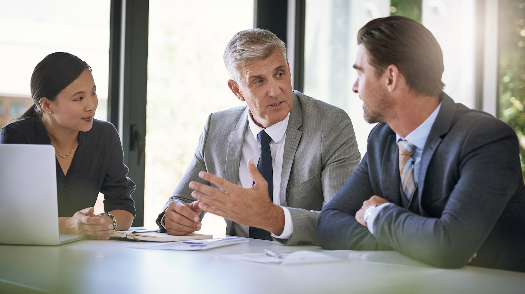 ChiefExecsCncl's tweet card. Decision-making bottlenecks arise for various reasons, including poor communication, inefficient workflows, and over-analysis. Learn here.