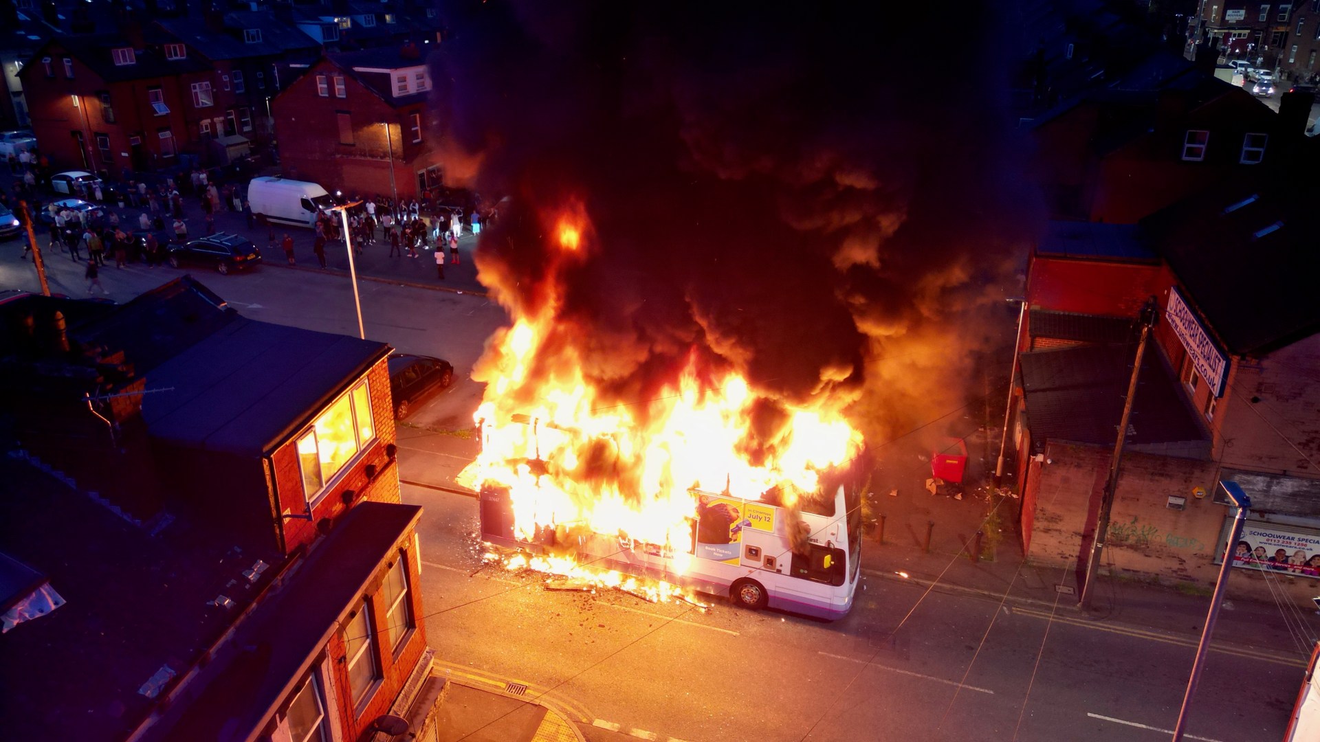LeeAndersonMP_'s tweet card. SHOCKING footage shows yobs flip a police car and set a bus on FIRE in a Leeds riot reportedly sparked by ‘kids being taken into care’. Hundreds of thugs descended on Leeds on Thursday …