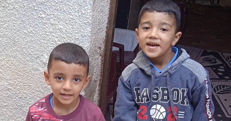 Tweet card summary image