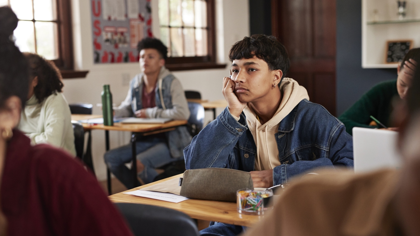 RutgersAltRoute's tweet card. A new poll finds Gen Z teens are optimistic about the future but feeling less engaged at school.