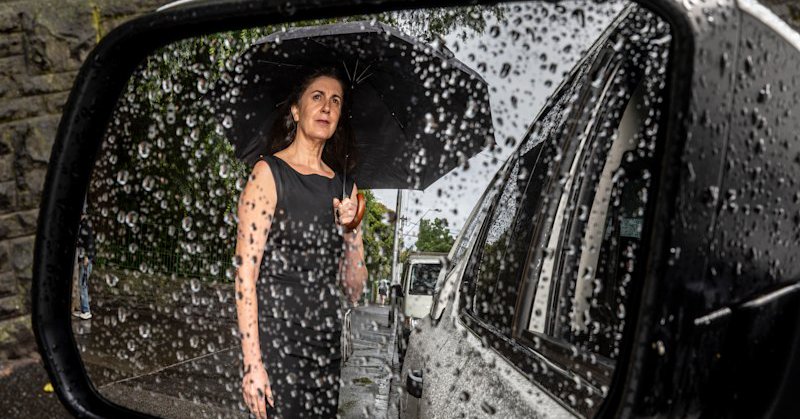 Tweet card summary image