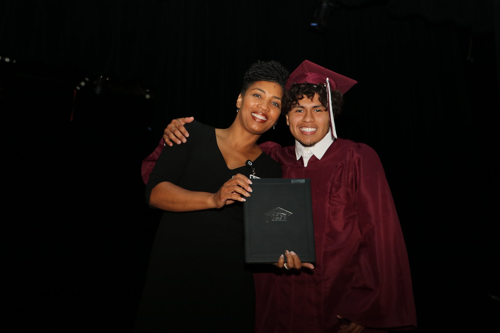 PearlandISD's tweet card. PACE Center Graduation 05-25-2022