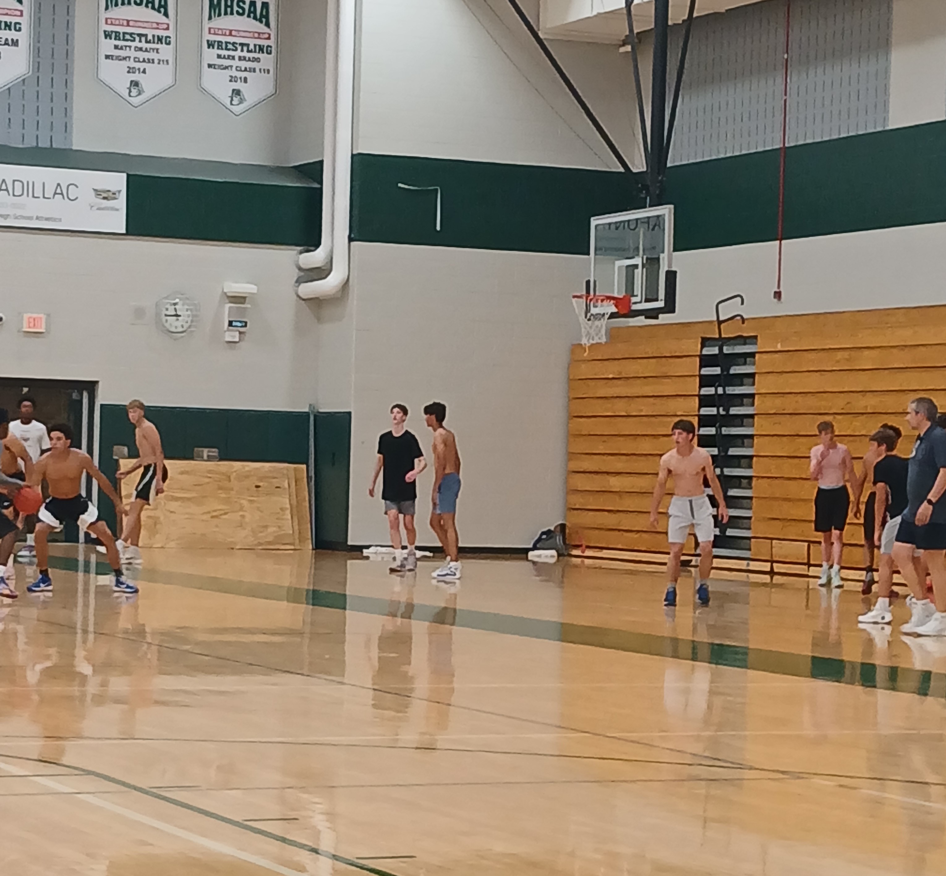HankampScott's tweet card. The open gym at Waterford Kettering earlier this week had some elite talent in the gym. These are some of the players that stood out and showed up in my notes. Check out additional coverage below!