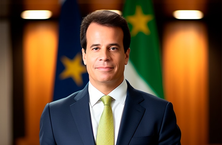 criptofacil's tweet card. Regulamentação cripto avança no Congresso, com Aureo Ribeiro defendendo liberdade com responsabilidade e maior proteção no Brasil.