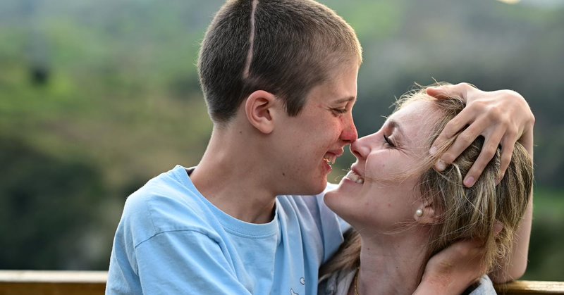 Tweet card summary image