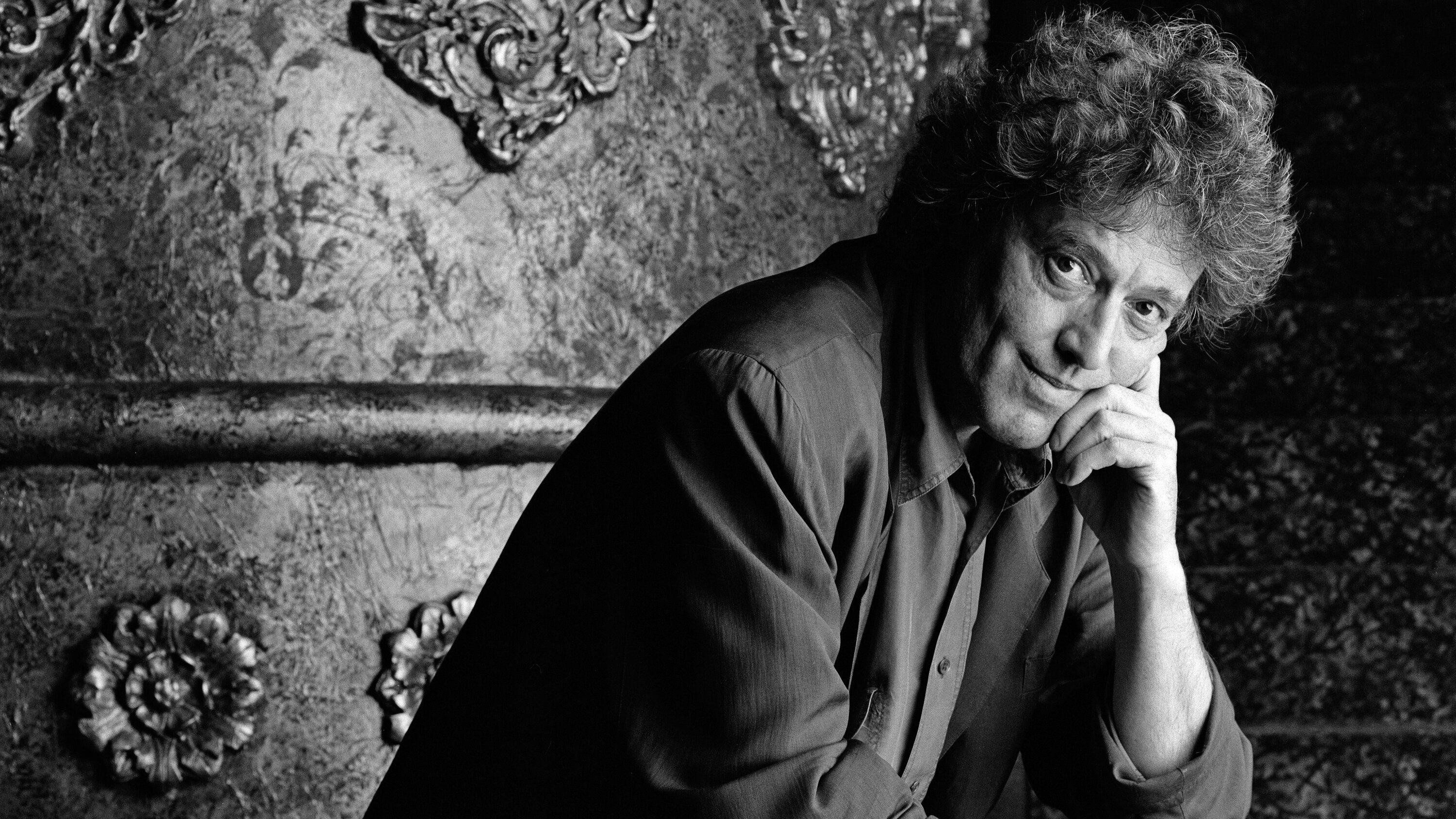 52Variables's tweet card. Drawing comparisons to the greatest of dramatists, he entwined erudition with imagination in stage works that won accolades on both sides of the Atlantic.