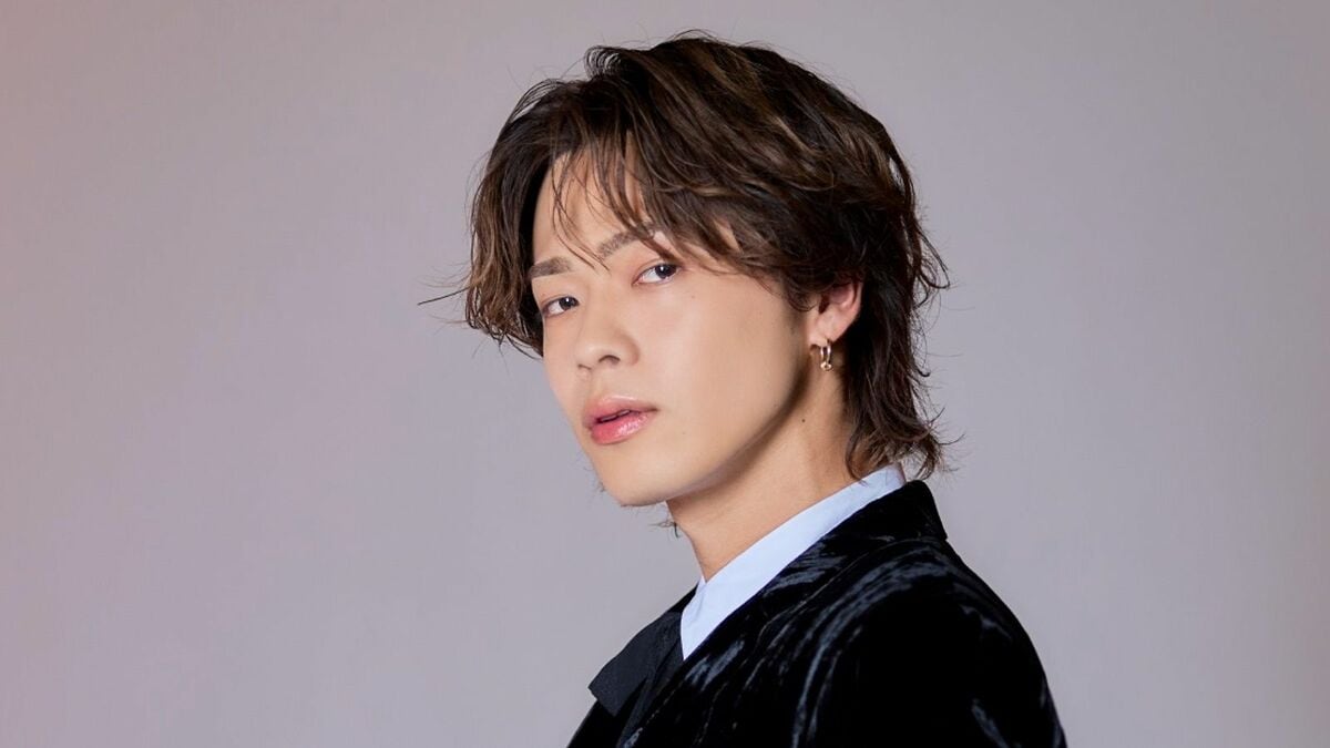 Toyokeizai's tweet card. 「本当は政治家になりたかったんです。今はもうまったくですが。日本を変える方法は政治だけじゃない。違う角度から変えにいきます」そう語るのは、コムドットのリーダーのやまと。コムドットは2018年に結成した5…