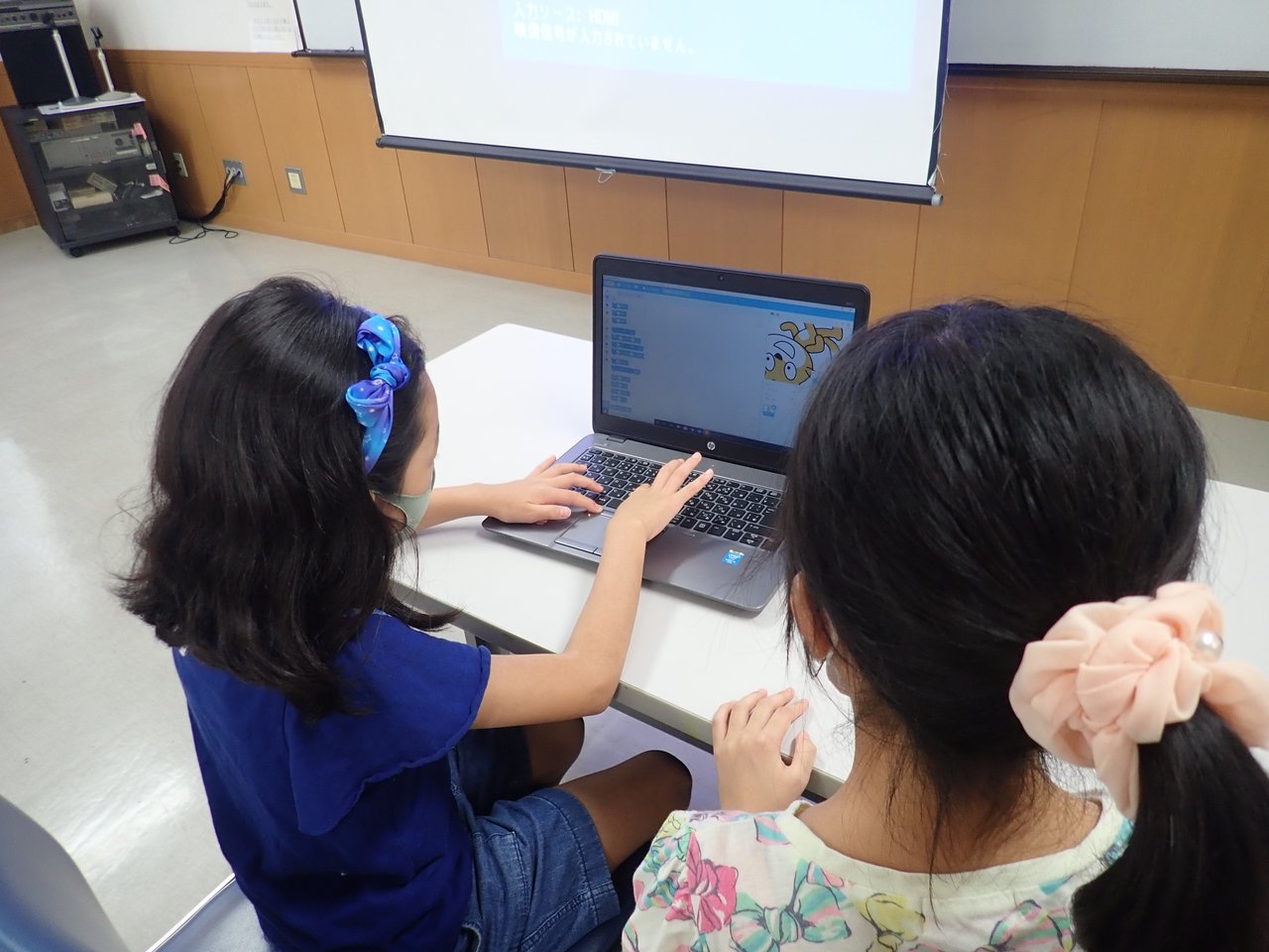 imSunny55's tweet card. # 今回はオンラインです。メタバースで遊びます。 参加する前に下記の準備を実施してください。 ・clusterアカウントにブラウザでログインできることを確認すること ・clusterアプリ最新版がインストールされていること ・ワールドにアプリから入れること ・アバター選んで基本的な移動操作ができること インストールはこちらを参考に実施してください。 https://www.youtube.c...