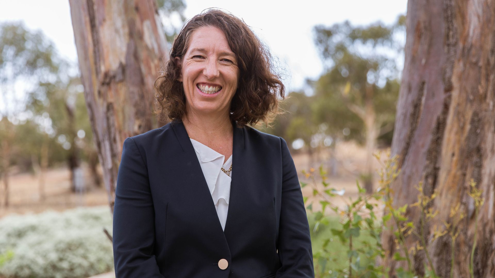 CSUMedia's tweet card. Why we need more female leaders in science