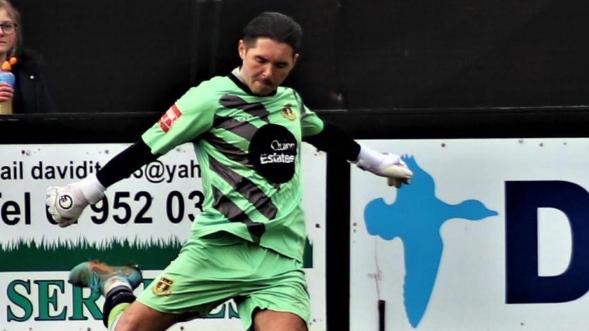 SittingbourneFC's tweet card. To help support Harley who will be unable to work and is out injured for the rest of the season due to injury.