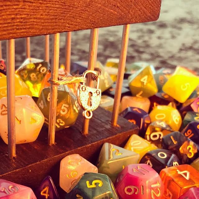 Graphicidea1's tweet card. Bobby and Claudia Briggs (@creativequestuk) • Instagram photo