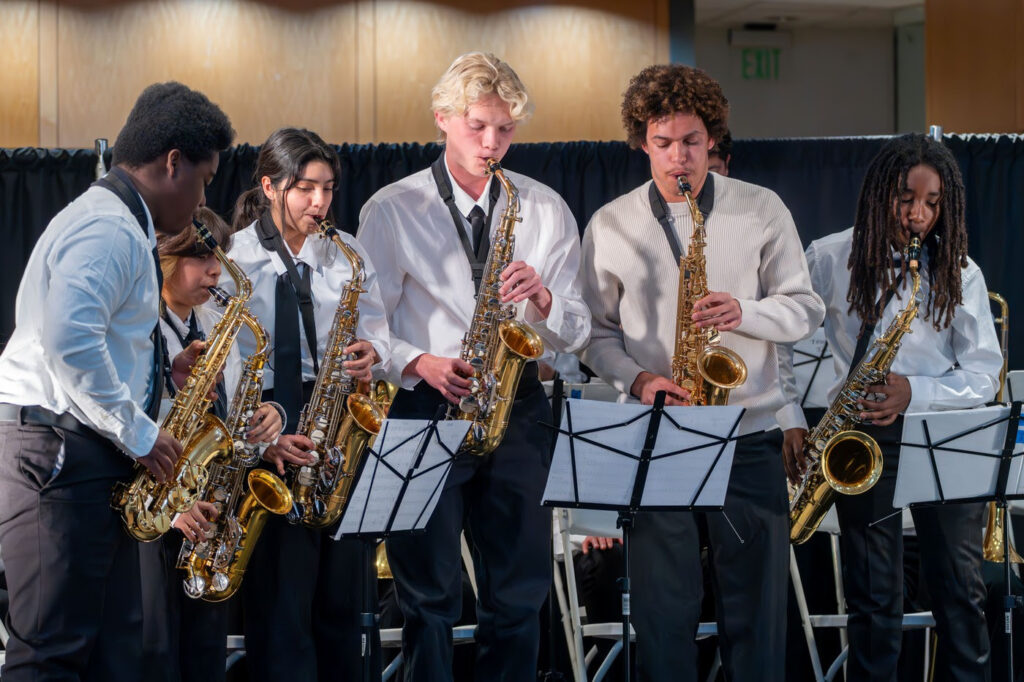 GPSN_LA's tweet card. For arts students who lost so much as fires swept through the Los Angeles area in January, a new musical instrument is a big step back toward normalcy.