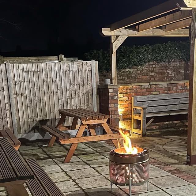 ChefFielding's tweet card. The Head Of Steam Lilbourne (@headofsteamlilbourne) • Instagram photos and videos