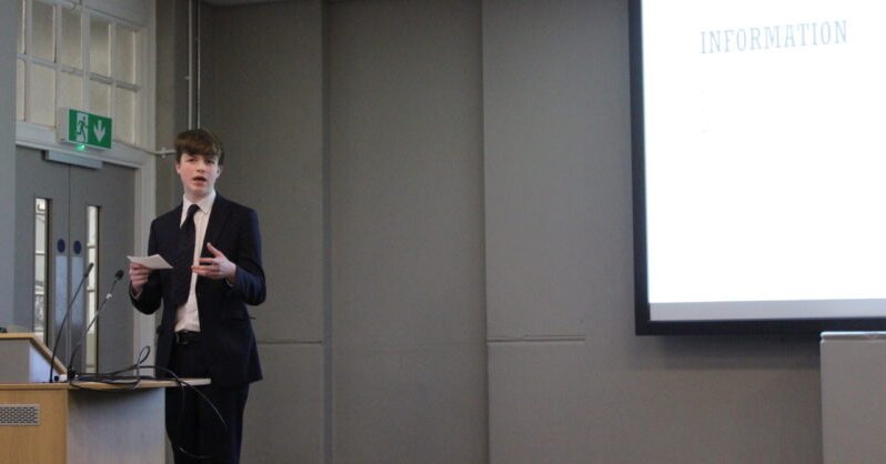 Tweet card summary image