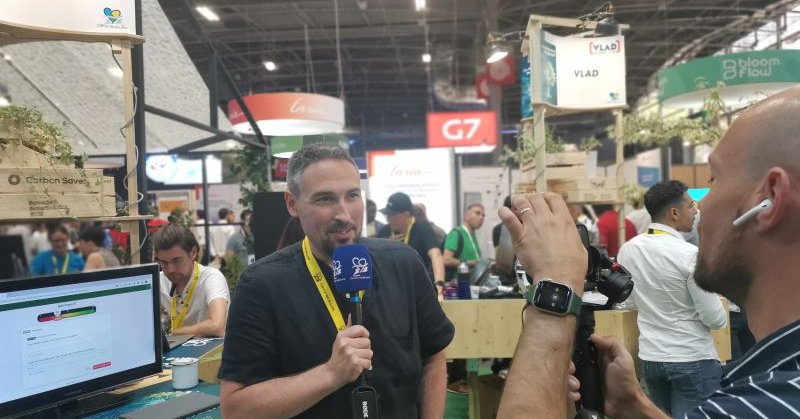 Tweet card summary image