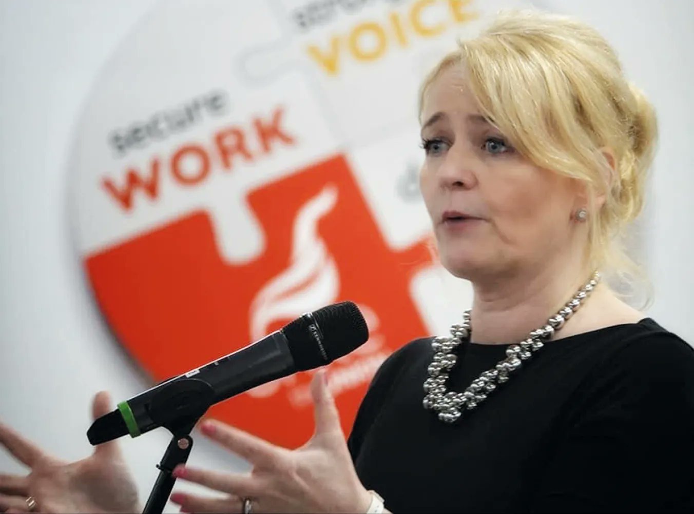 UniteSharon's tweet card. TRADE UNIONS are in crisis. Collective bargaining is in decline. Jobs are under threat. Pay and conditions are being cut. We need a co-ordinated fightback and a clear industrial plan for the workpl...